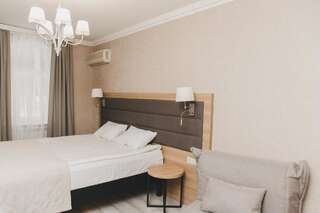 Гостиница Парк отель Паустовский Рязань Двухместный номер «Комфорт» с 1 кроватью или 2 отдельными кроватями-2